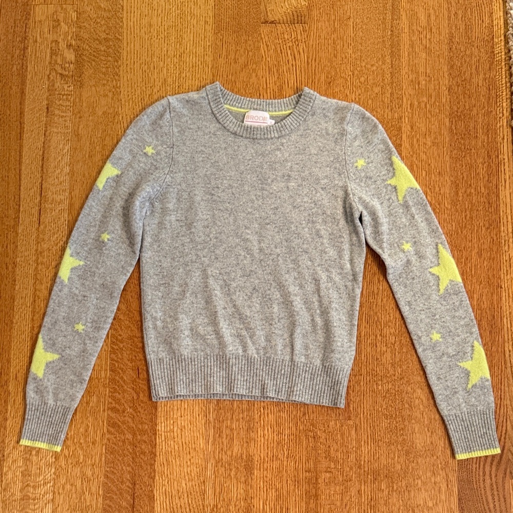 Brodie Cashmere Star Sleeve Sweater